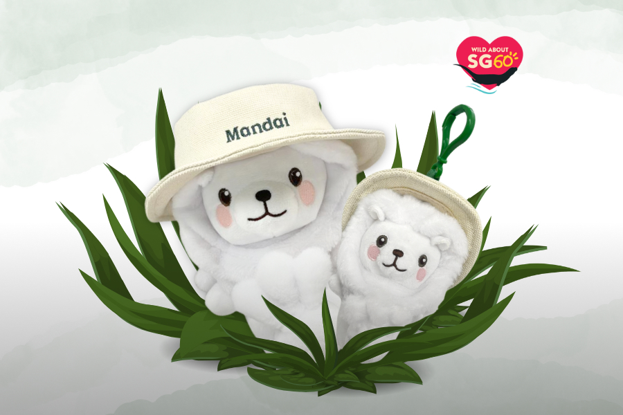 Image of Mr Merlion plush keychain